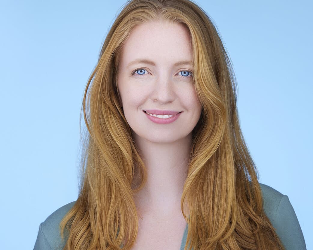 Kelly Professional Headshot