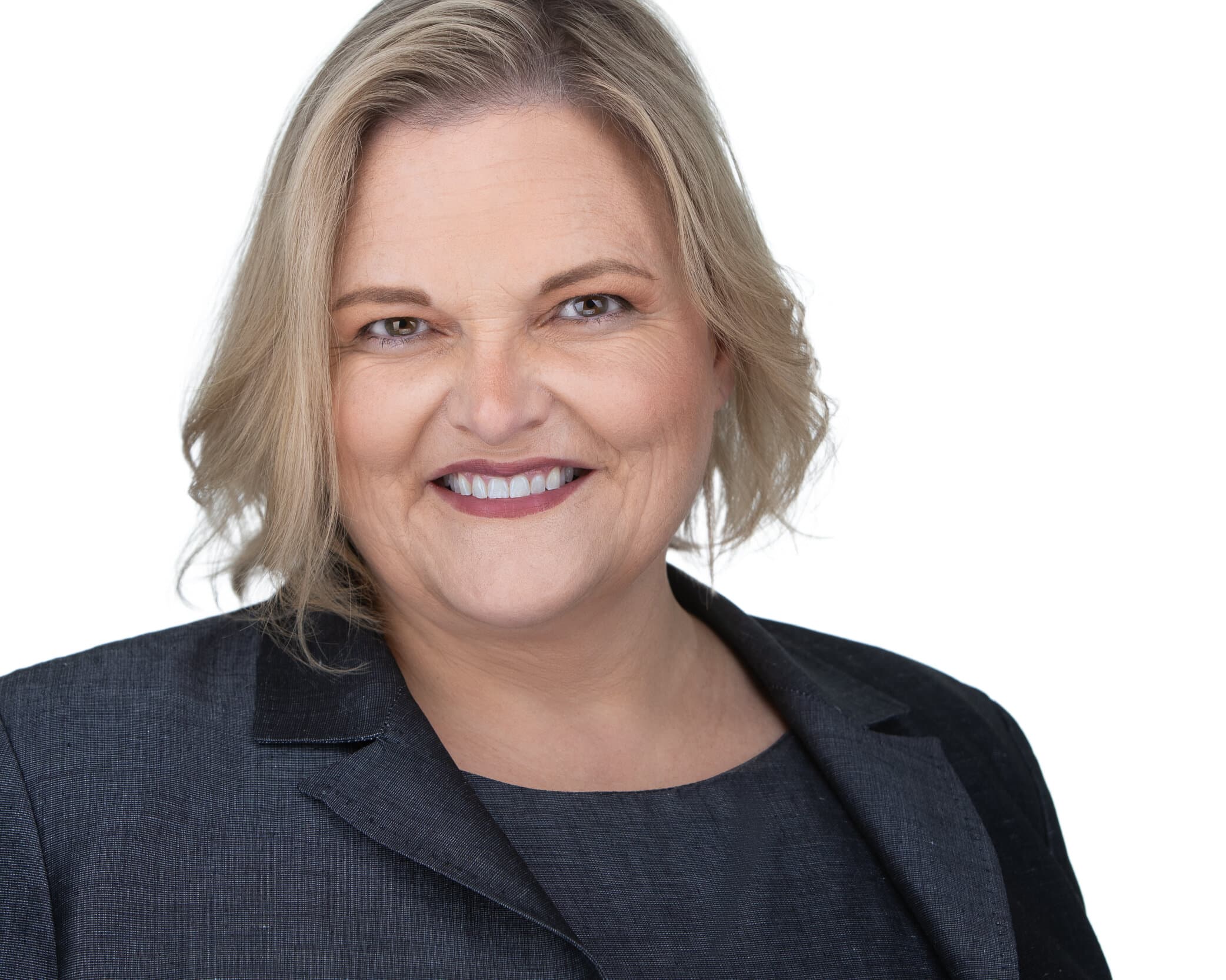 Sarah - Professional Hair and Makeup Styling