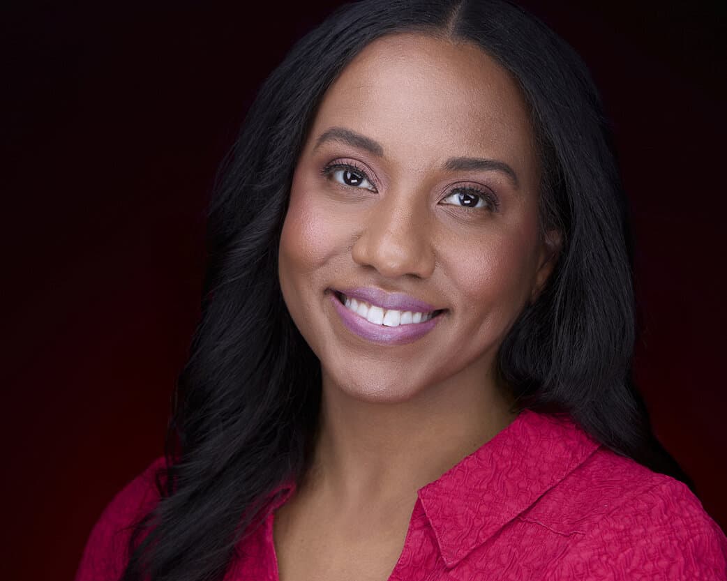 Rachel Professional Headshot